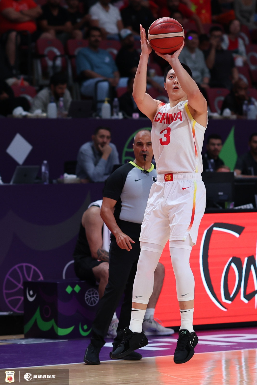 竞博电竞 -关于迈阿密热火训练开放日，窗口期临场应变引欢呼，CBA常规赛在即，年轻球员得到机会的信息